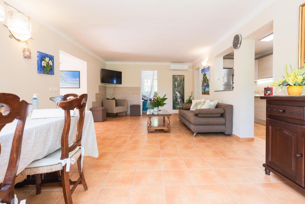 Villa Dolce Vita Puerto Colom Exterior foto